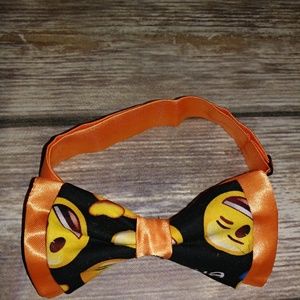😉Boy's Emoji Bow Tie😉😃😄